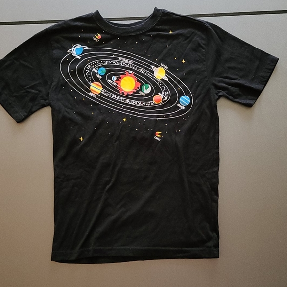 Boys size 10-12 graphic tees - Picture 3 of 4